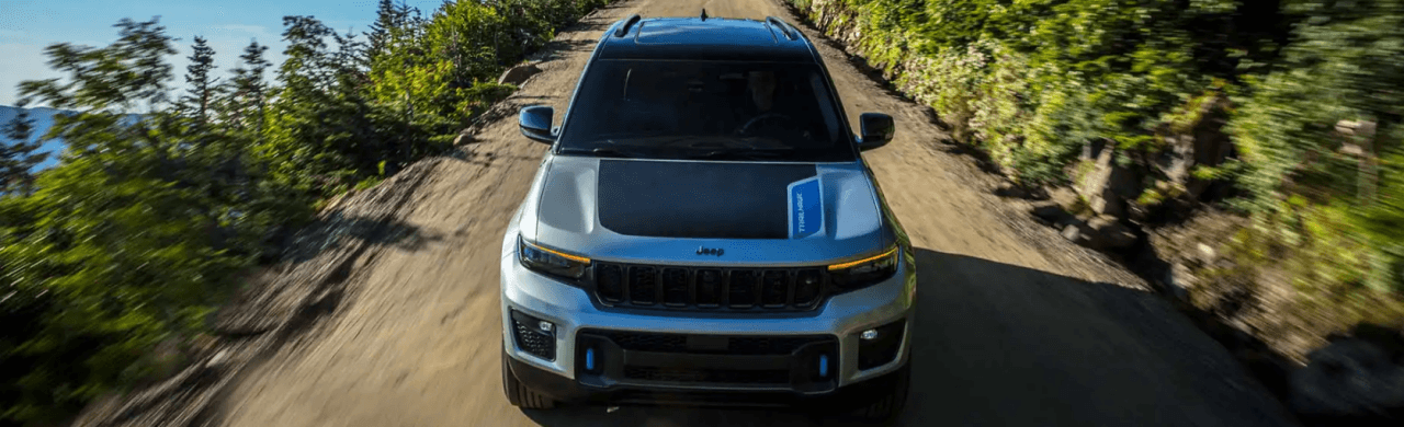 Explore the 2026 Jeep Grand Cherokee Near Nashville